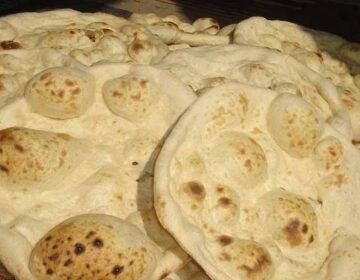 لاہور میں روٹی اور نان کی قیمت 35 روپے تک بڑھنے کا امکان.