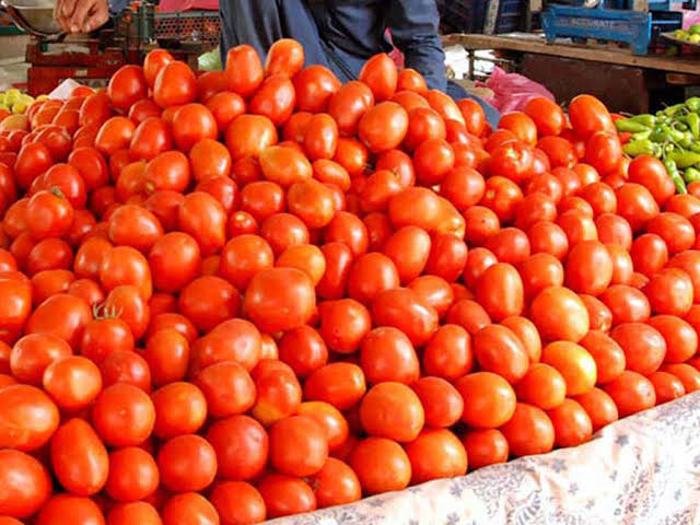 ٹماٹر کی قیمت میں ایک ہفتے میں 41 روپے فی کلو اضافہ.رپورٹ